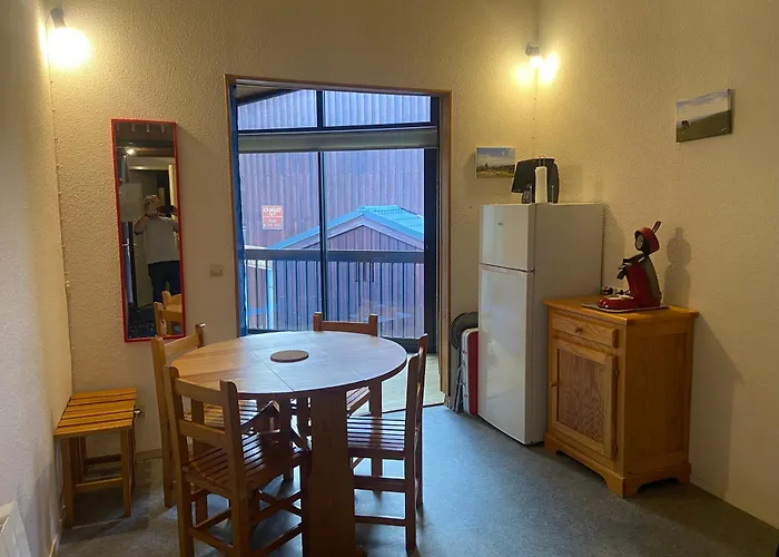 Appartement Chalet شقة Montferrier