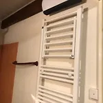 아파트 Appartement Chalet Montferrier